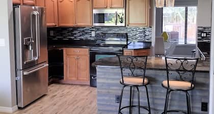 Villa tucked in the heart of Lehigh Acres & minutes away from city attractions.
