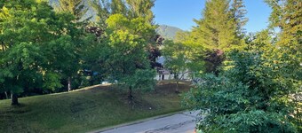 White Mtn. Escape across from Loon-Mtn. View-Pool-HotTub