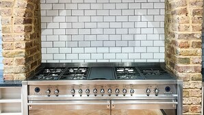 Private kitchen - Riverside Walks by Stay Focused SA (Maidenhead)