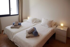 3 slaapkamers, een kluis op de kamer, een strijkplank/strijkijzer