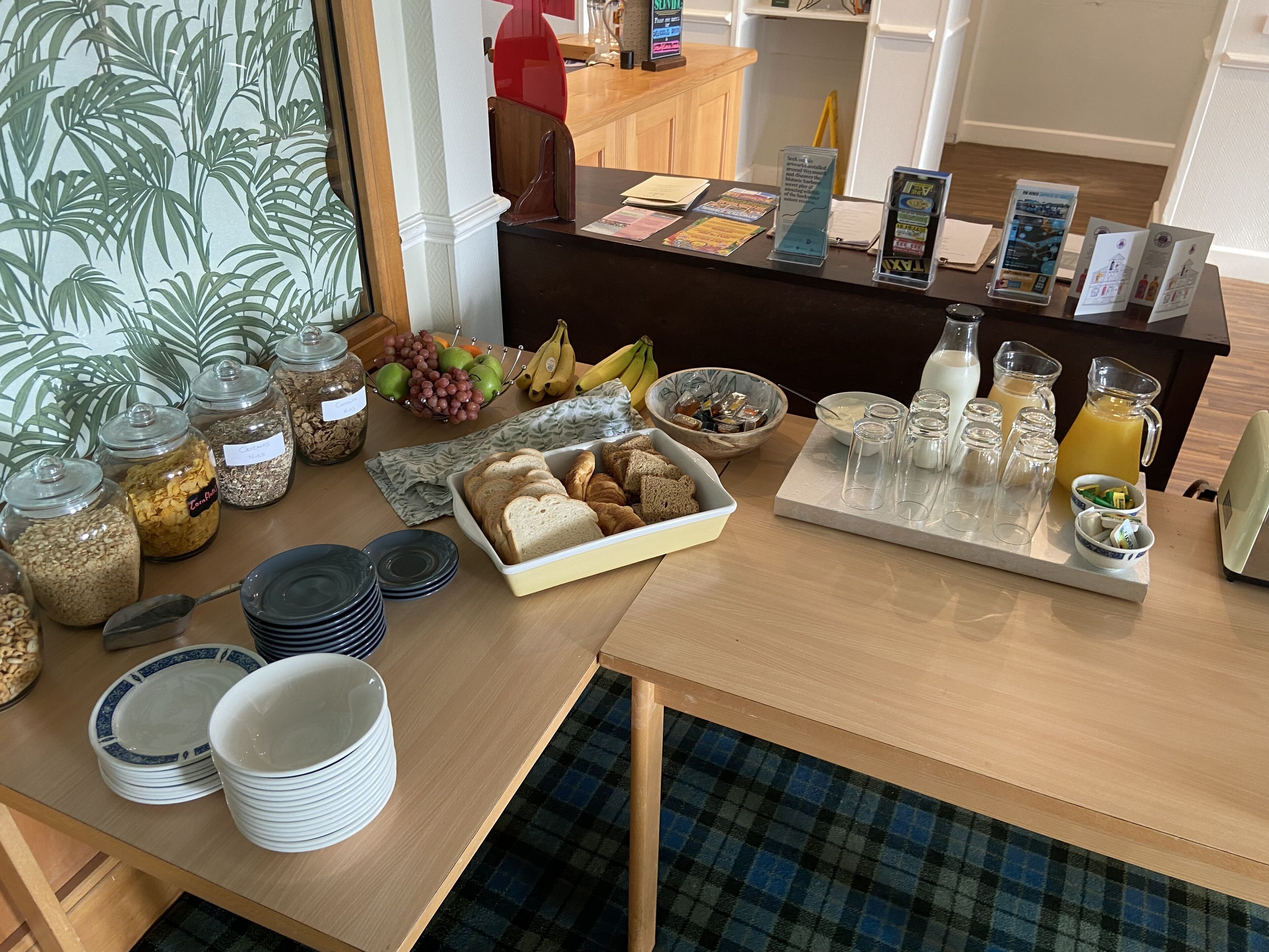 daily continental breakfast for a fee