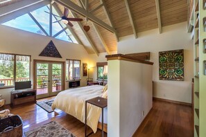 WiFi, bed sheets - Mahina Cottage, Mahina Cottage (Maui County)