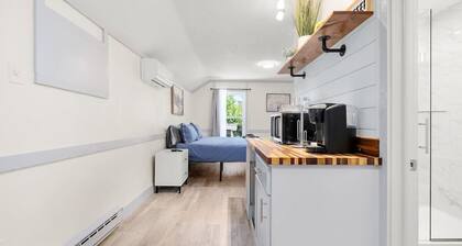 NEW 1 Bed Front Street Suite 1