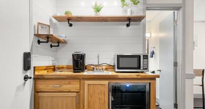 NEW 1 Bed Front Street Suite 3