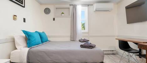 1 camera, ferro/asse da stiro, Wi-Fi, lenzuola