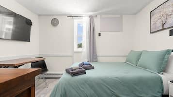 1 室のベッドルーム、アイロン / アイロン台、WiFi、ベッドシーツ