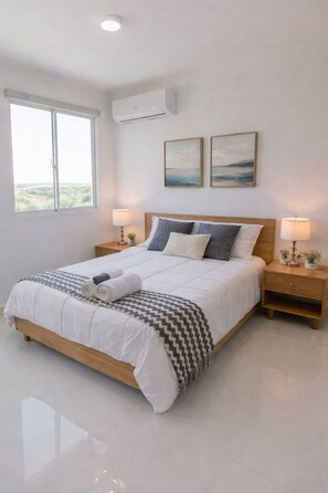 3 chambres, fer et planche à repasser, Wi-Fi, draps fournis