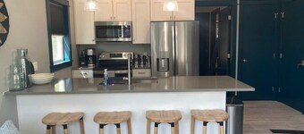 Full Kitchen & Laundry in Large Condo- Very Clean!
