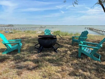 Spacious 4 br getaway. Riviera Beach / Baffin Bay
