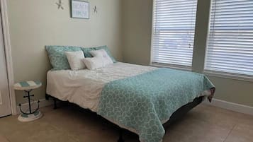 4 quartos, berço de viagem, Wi-Fi de cortesia, roupa de cama