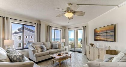 Oceanfront Balcony Views, Pool, STEPS to Beach, Restaurants, Shops