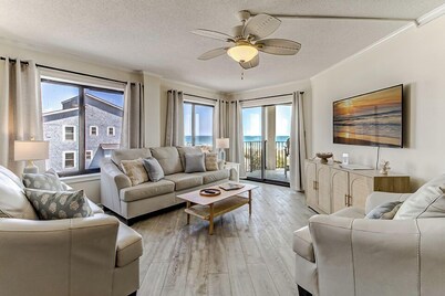 Oceanfront Balcony Views, Pool,  STEPS to Beach, Restaurants, Shops