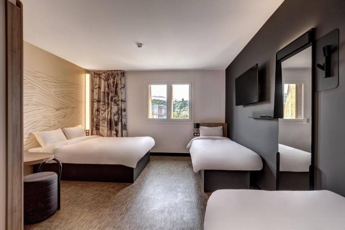 Premium bedding, desk, iron/ironing board (on request), cribs (free)