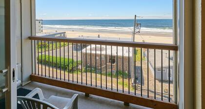 Sun of a Beach - Top-Floor - Oceanfront Condo with Great Views