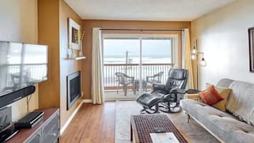 TV, fireplace, offices