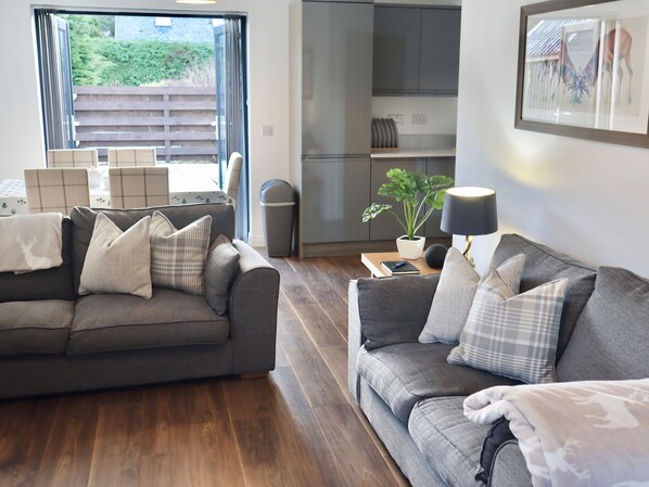 Cottage | Living area