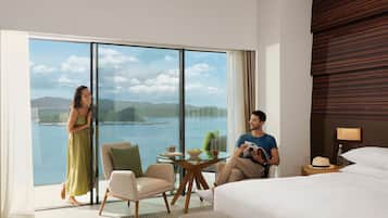 Habitación, 1 cama de matrimonio grande, vistas al mar (High Floor) | Vistas del balcón