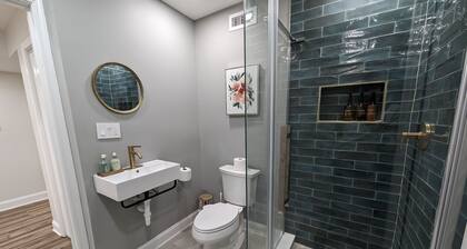 Colony Suite