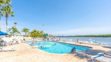 Apartment (436 Little Harbor) | Exterior