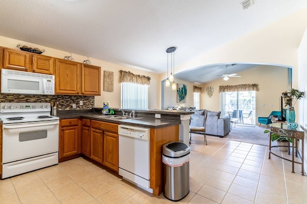 Casa (649 Highgate Park) | Fachada