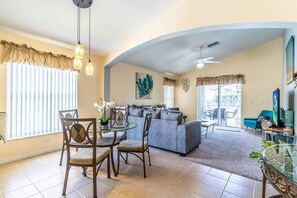 獨棟房屋 (649 Highgate Park) | 外觀