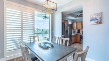 公寓 (617 Little Harbor) | 外觀