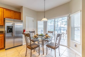 Casa (7755 Windsor Hills) | Fachada