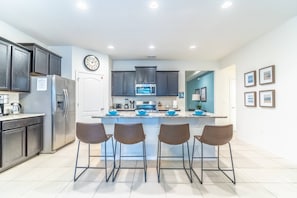 Casa (5297 Solterra) | Fachada