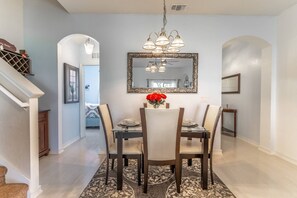 Apartamento (528 Regal Palms) | Fachada