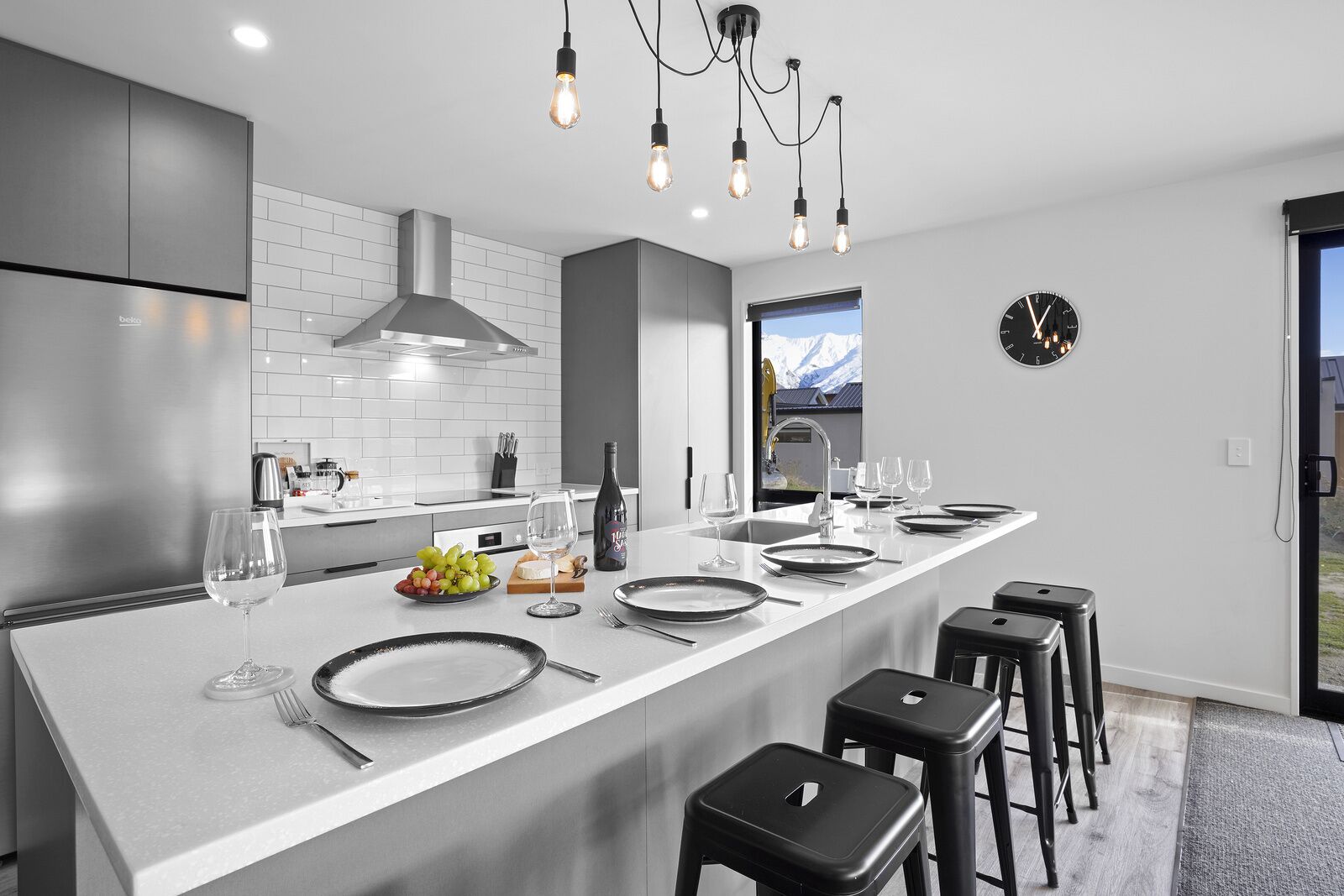 Fridge, microwave, dishwasher, toaster