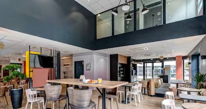 B&B HOTEL Paris Ivry Quai de Seine