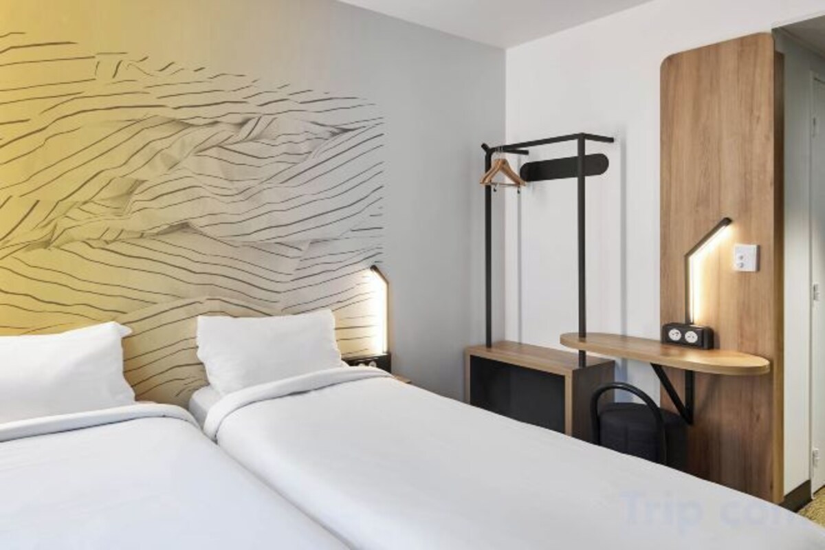 Ropa de cama de alta calidad, escritorio, tabla de planchar con plancha