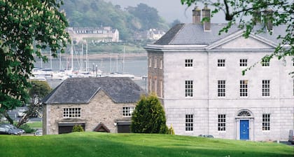 Crosshaven House