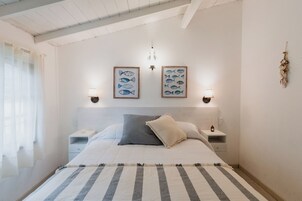 Ropa de cama de alta calidad, muebles diferentes y wifi gratis