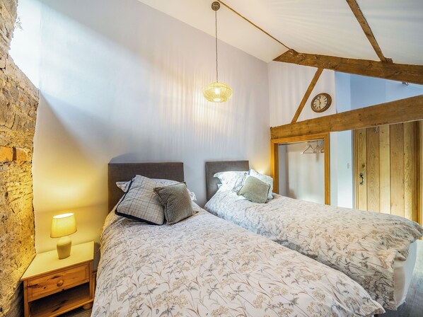 3 chambres, Wi-Fi gratuit, draps fournis
