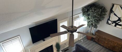 スマートテレビ