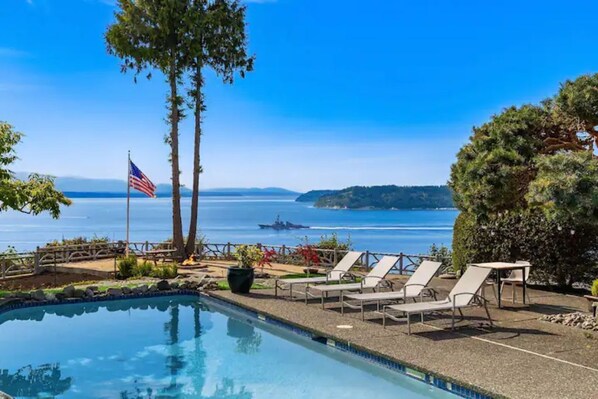 Alberca al aire libre 