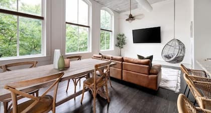 Relaxing Downtown Loft in the Heart of Macon