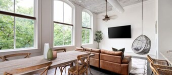 Downtown Loft | Walkable to Dining & Entertainment