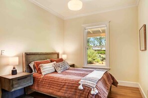 2 Schlafzimmer, Bügeleisen/Bügelbrett, Reisekinderbett, kostenloses WLAN