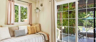 Charming Newcomb Cottage Downtown Sonoma