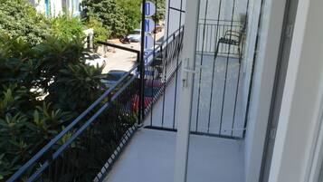 Leonis Apart (1+1) | Balkon