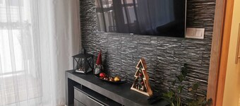 Charmante Wohnung und Parkplatz von Ort