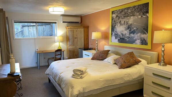 2 bedrooms, desk, iron/ironing board, free WiFi