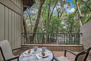 Unclassified image, 3 of 45, button - *NEW* Pool, walk to Beach and 10 hole golf course! (Fernandina Beach)