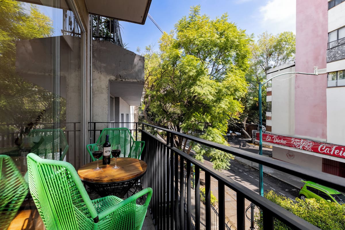 Deluxe Apartment, Balcony (301) | Balcony view