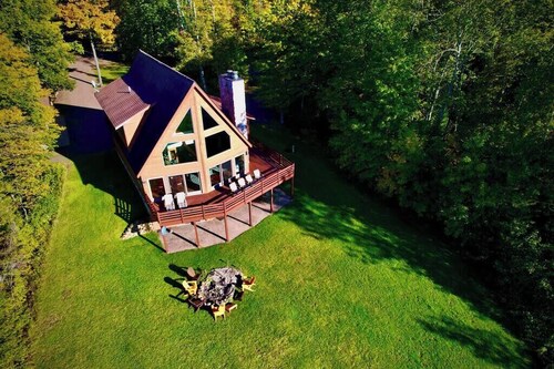 Elk House Hideaway on Lake Gogebic~Hot Tub & Sauna