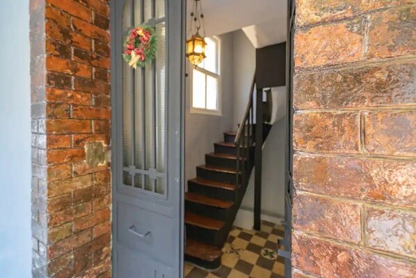 Exterior - Garden Floor Flat in The Galata (Istanbul)