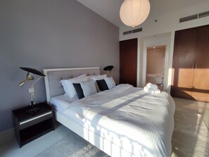 Luxury-Apartment | 1 Schlafzimmer, individuell eingerichtet, kostenloses WLAN, Bettwäsche