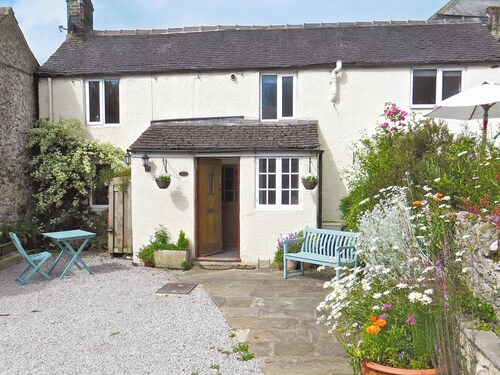2 bedroom accommodation in Youlgreave near Bakewell